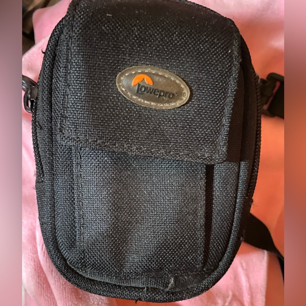 Lowepro Soft Carrying Camera Case with Long Strap Zipper Bag Zip Pouch..